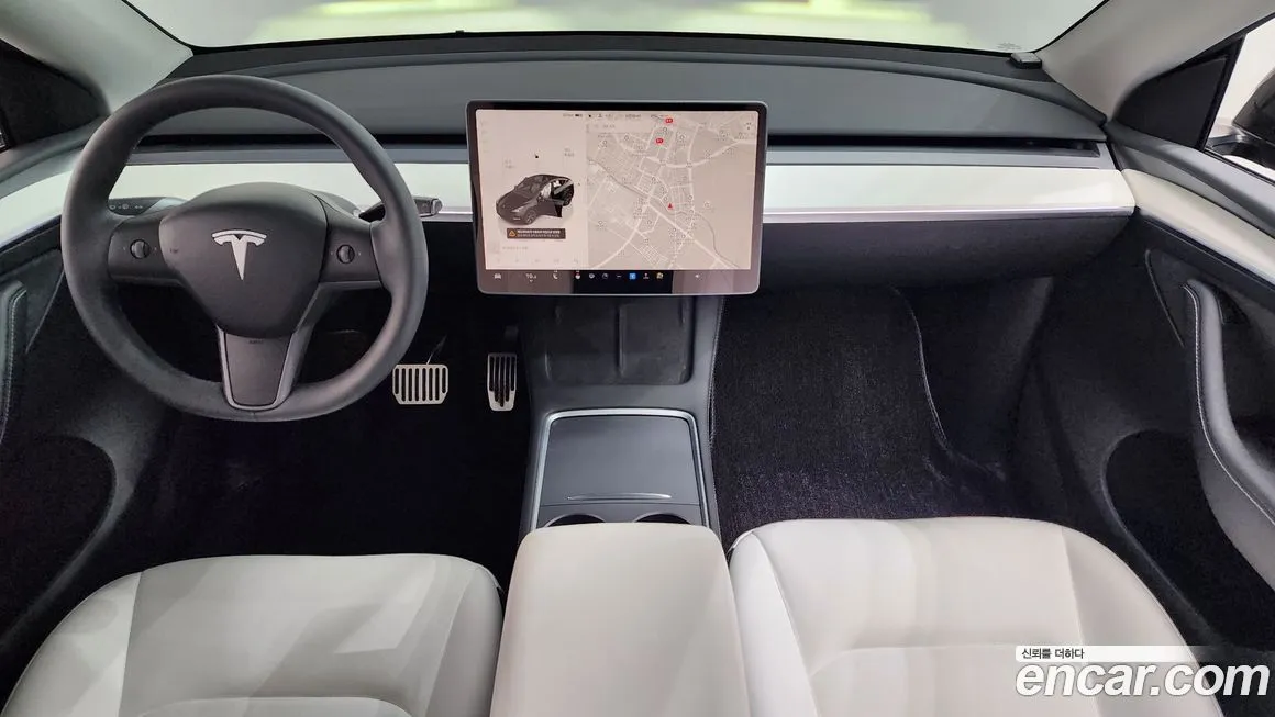 Tesla Model Y — фото 6