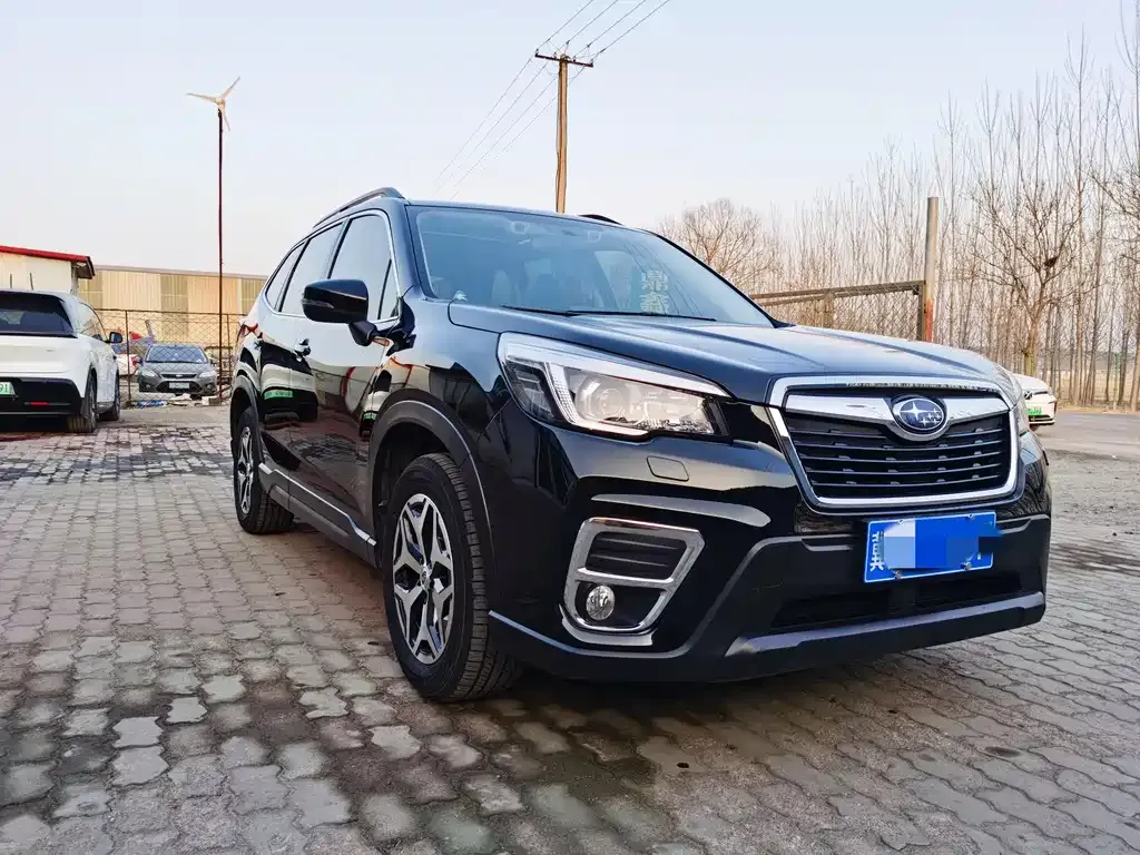 Subaru Forester — фото 6