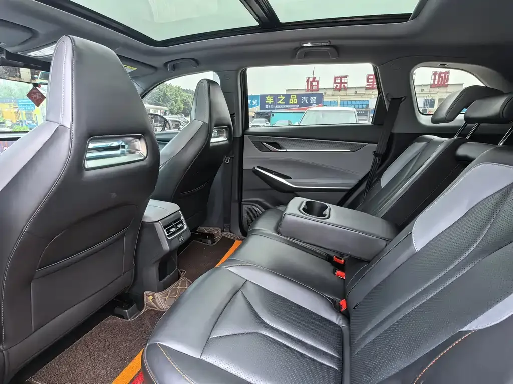 Changan CS75PLUS — фото 3