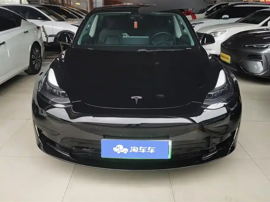Tesla Model 3 — фото 4