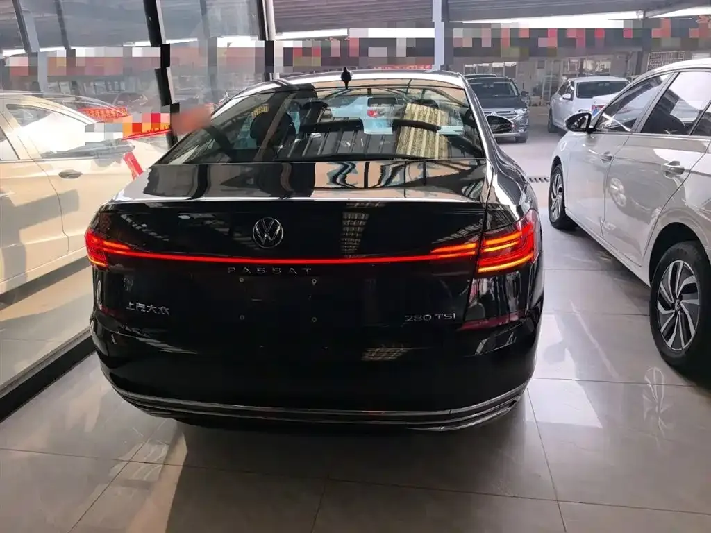 Volkswagen Passat — фото 9