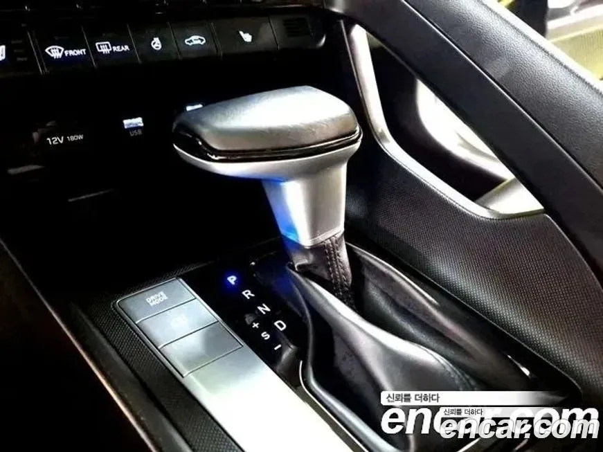 Hyundai AVANTE — фото 4