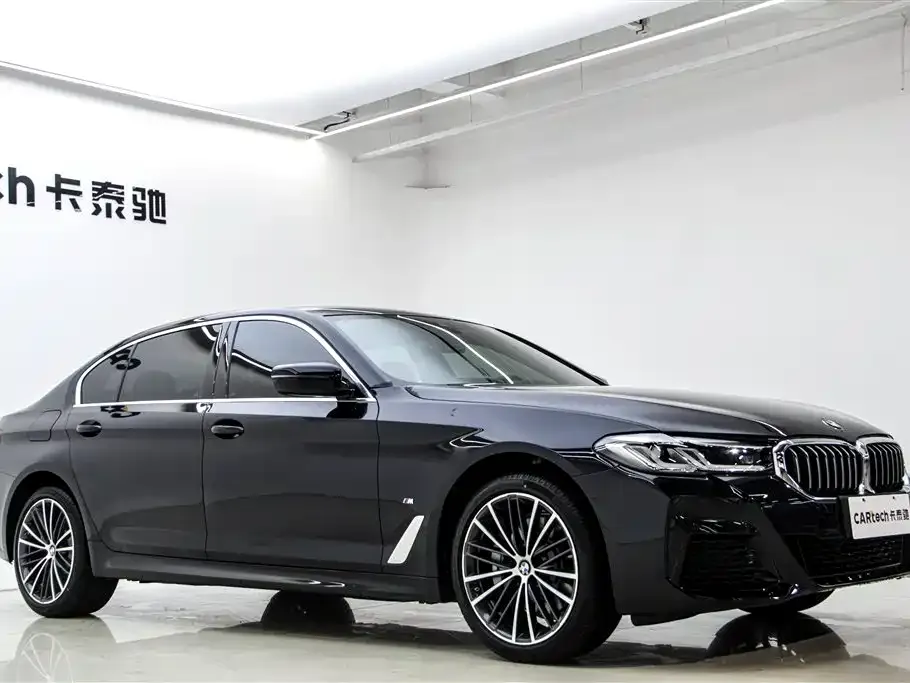 BMW 5 Series — фото 4