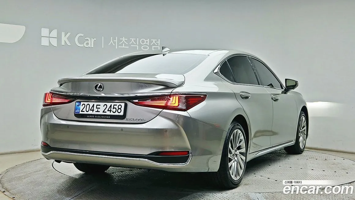 Lexus ES — фото 2