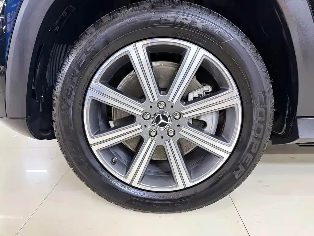 Mercedes-Benz GLS — фото 2