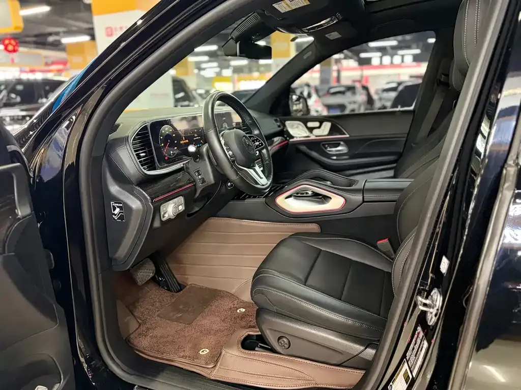 Mercedes-Benz GLS — фото 3