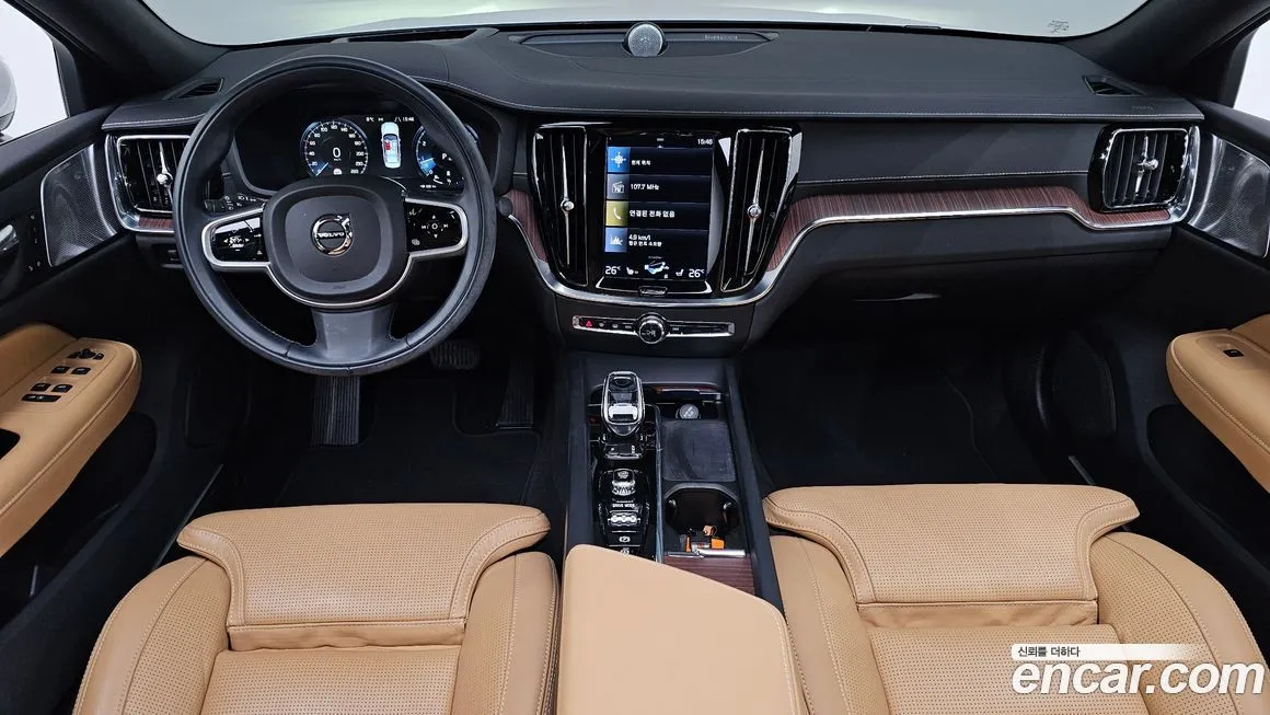 Volvo S60 — фото 10