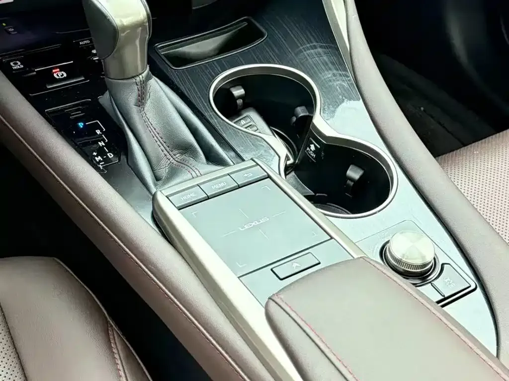 Lexus RX — фото 9