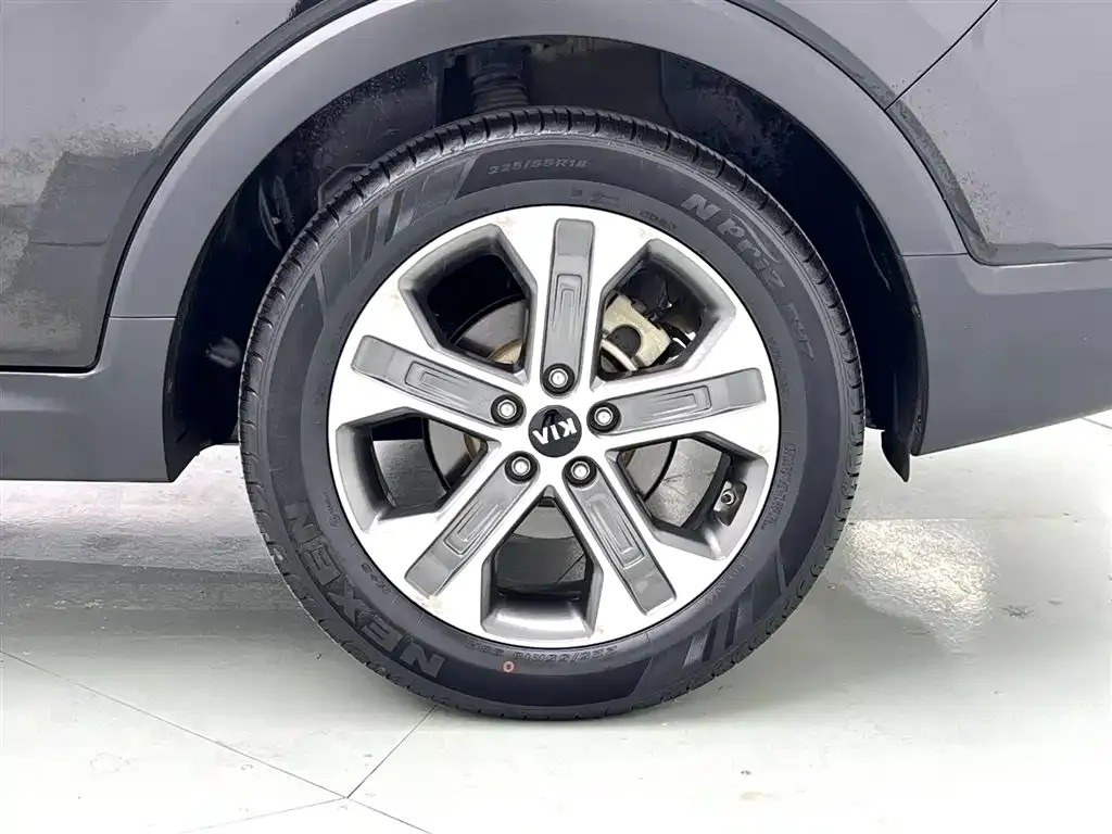 Kia Sportage — фото 10