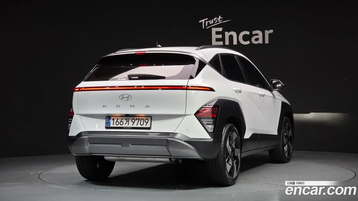 Hyundai Kona — фото 2