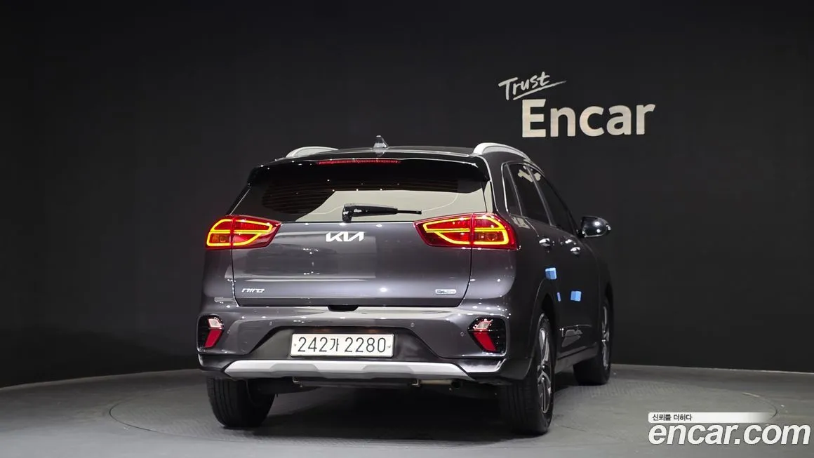 Kia Niro — фото 2