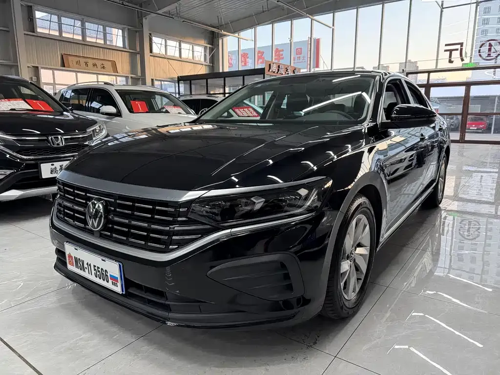 Volkswagen Passat — фото 1