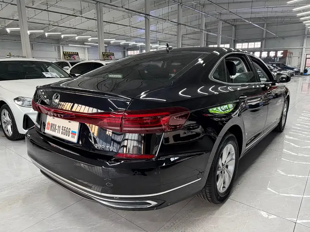 Volkswagen Passat — фото 9