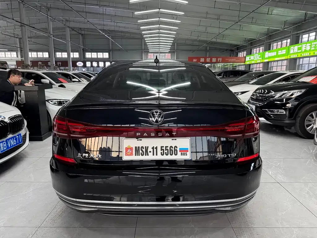 Volkswagen Passat — фото 10