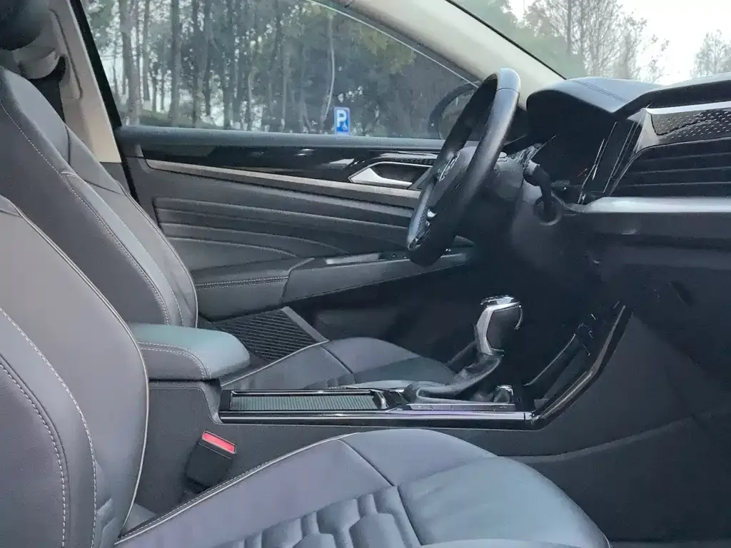 Volkswagen Passat — фото 4