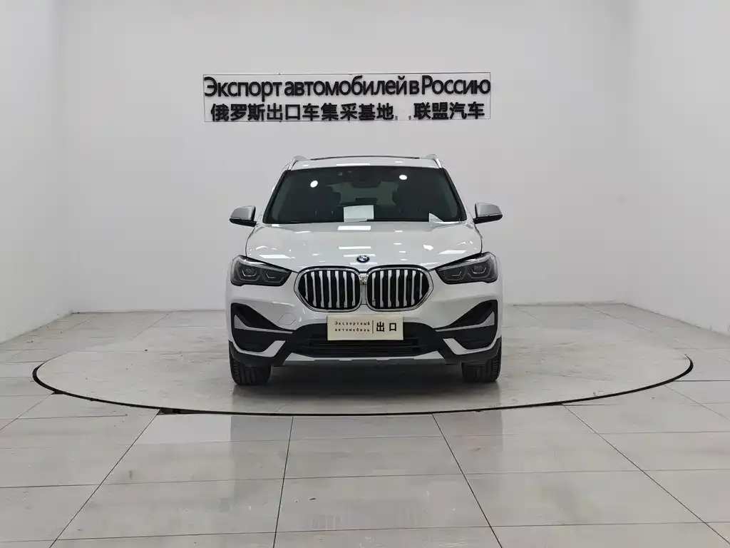 BMW X1 — фото 2