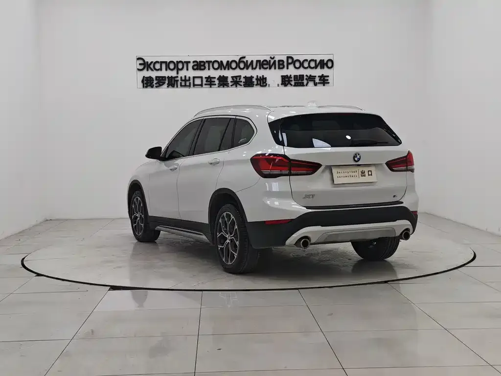 BMW X1 — фото 3