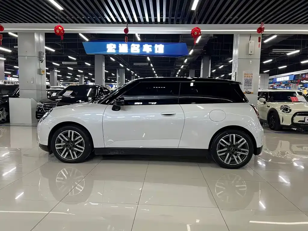 MINI Cooper EV — фото 9