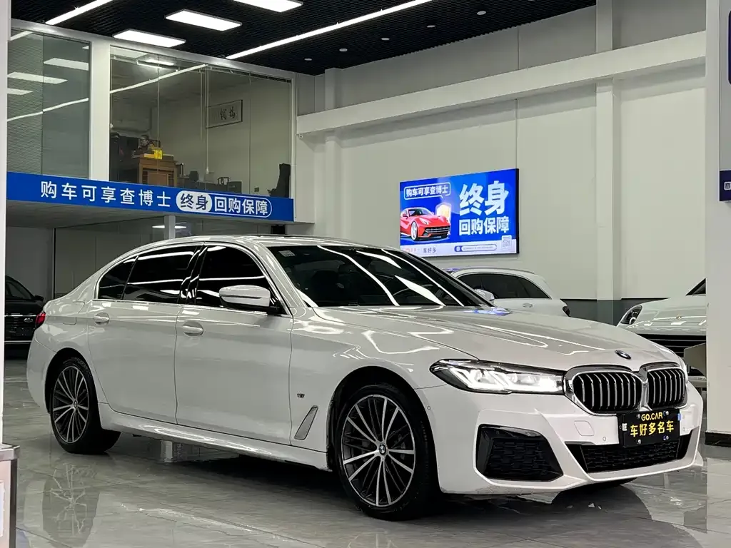 BMW 5 Series — фото 2