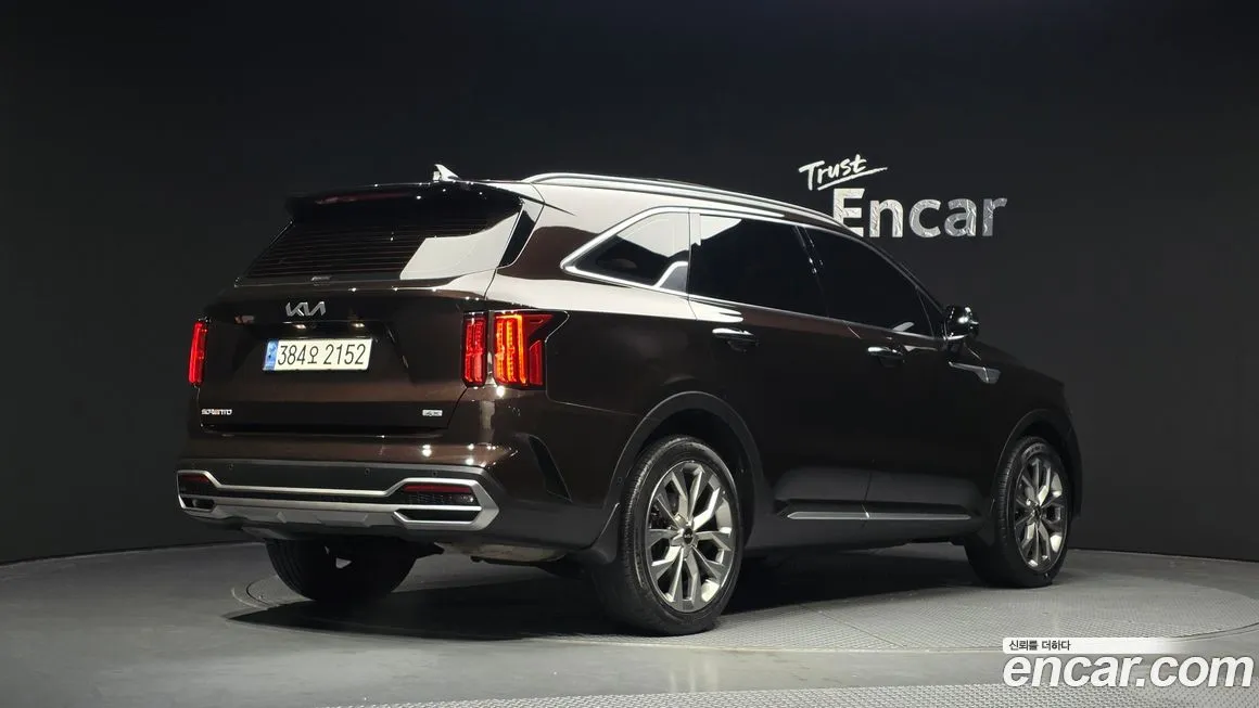 Kia Sorento — фото 6