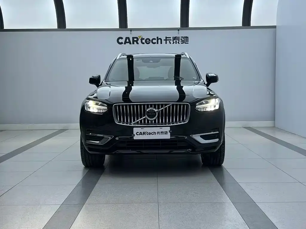 Volvo XC90 — фото 4