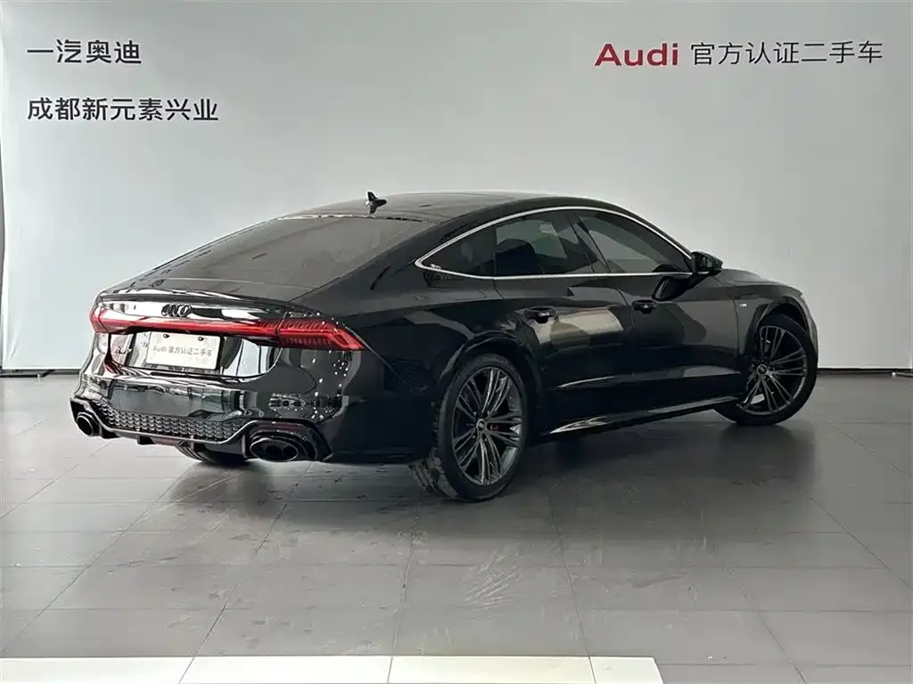 Audi A7 — фото 2