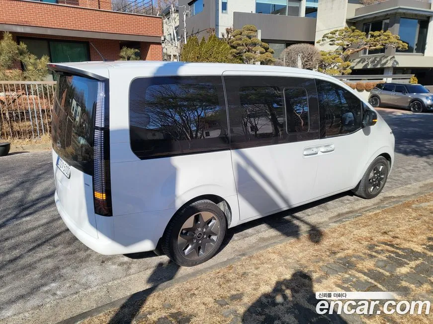 Hyundai Staria — фото 10