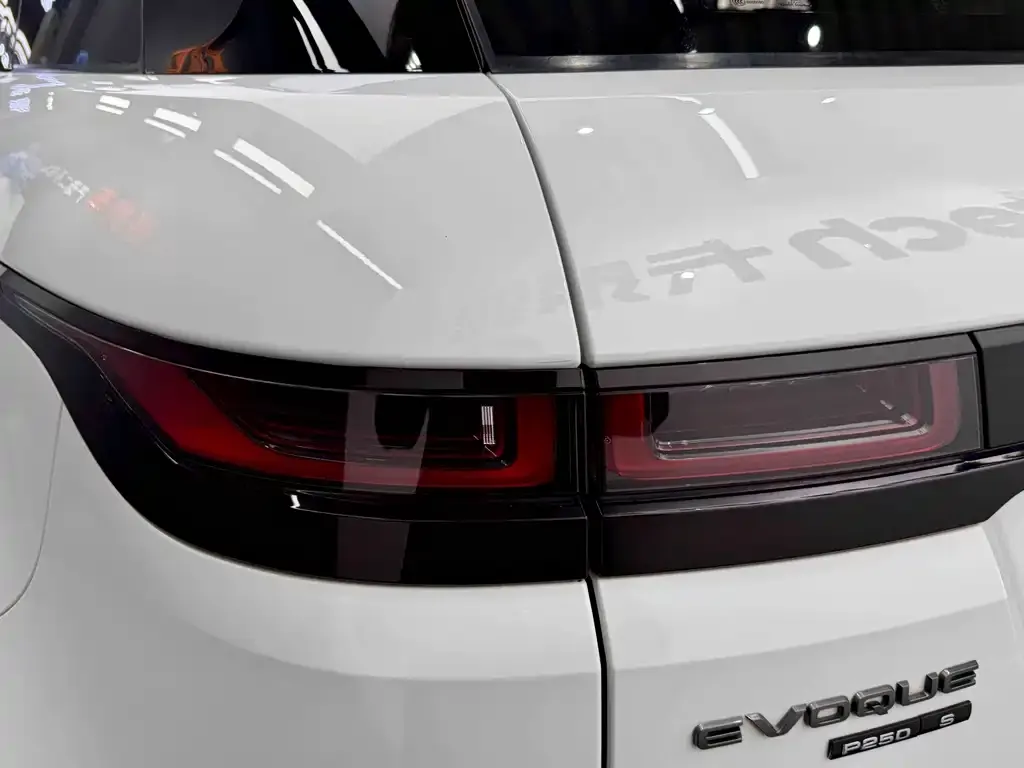 Land Rover Evoque — фото 2