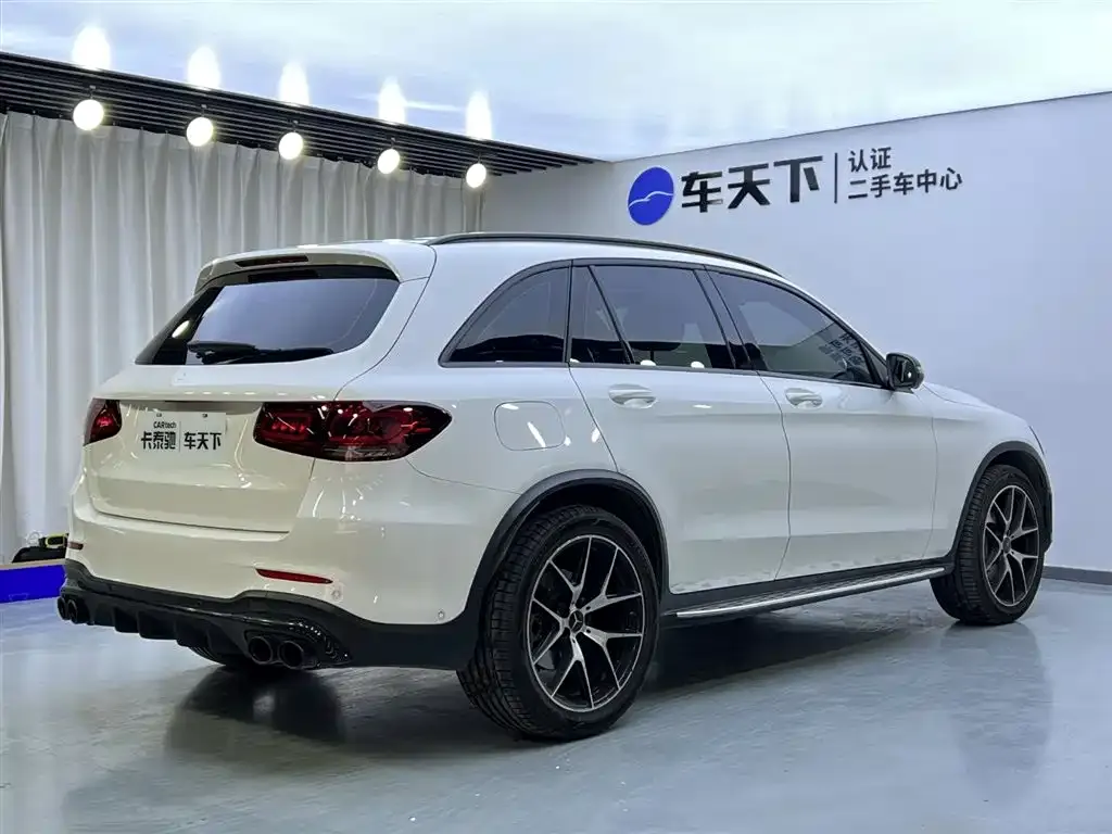 Mercedes-Benz GLC AMG — фото 10
