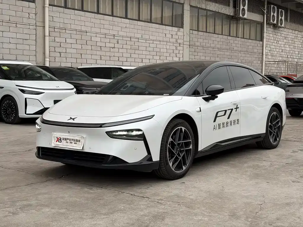 XPeng P7+ — фото 1