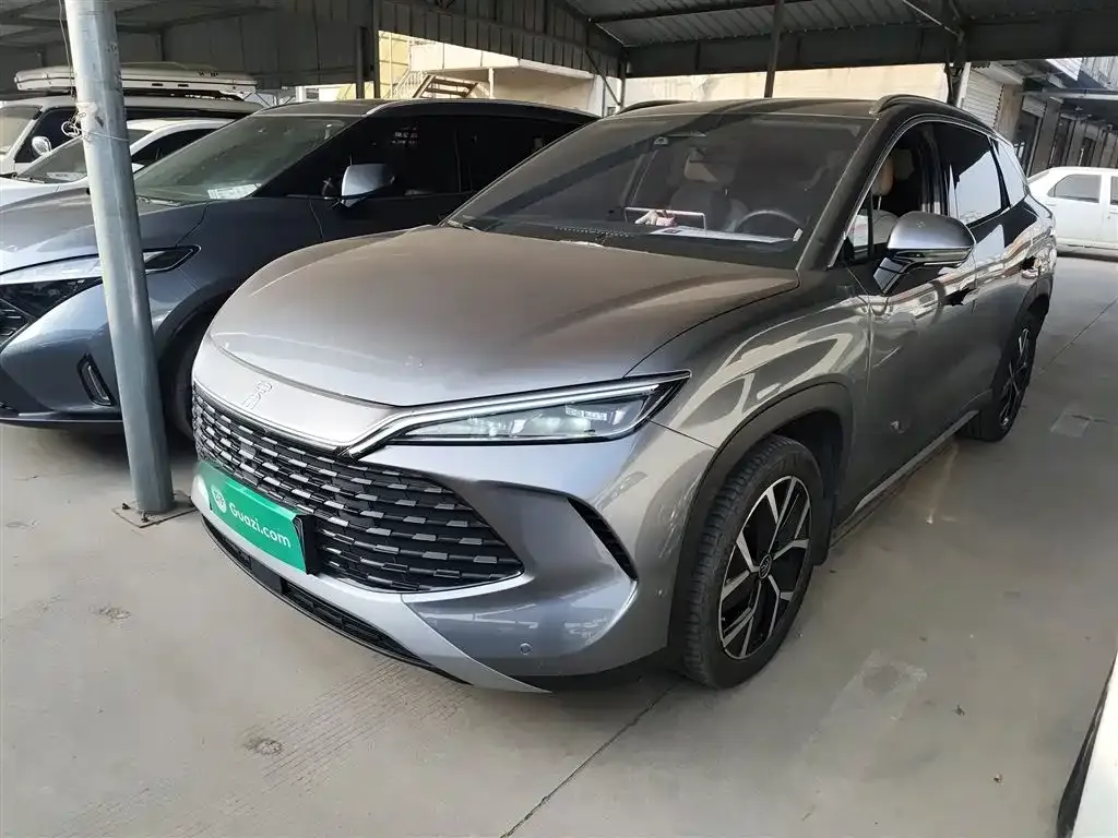 BYD L DM-i — фото 6