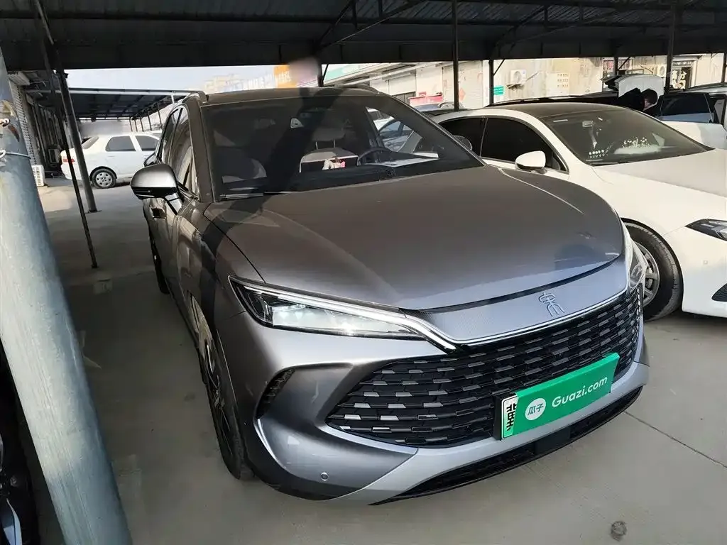 BYD L DM-i — фото 10