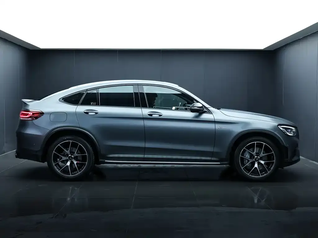 Mercedes-Benz GLC AMG — фото 6
