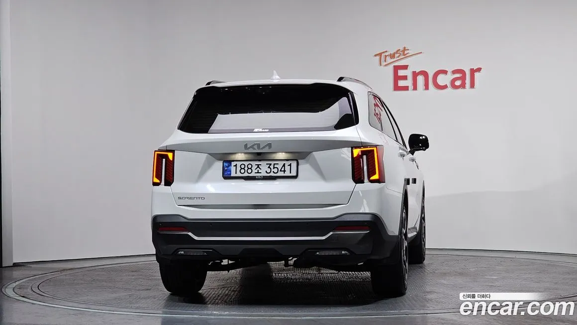 Kia Sorento — фото 3