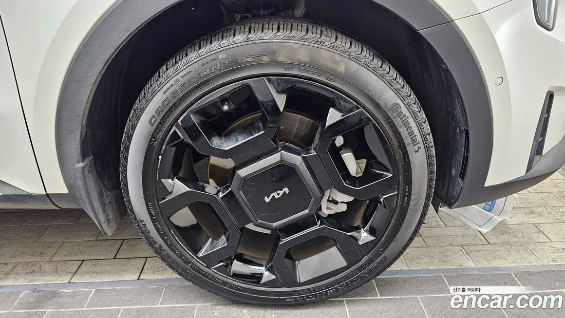 Kia Sorento — фото 6