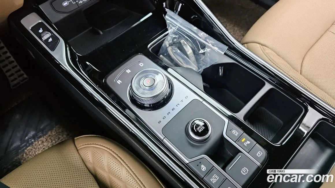 Kia Sorento — фото 10