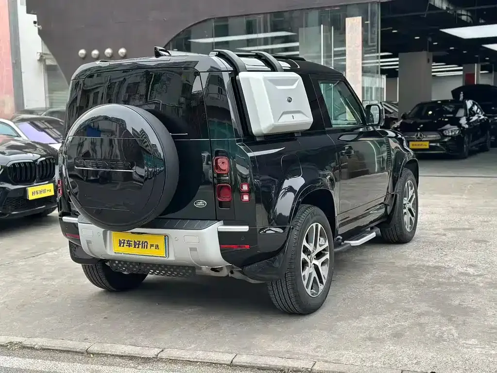 Land Rover Defender — фото 9