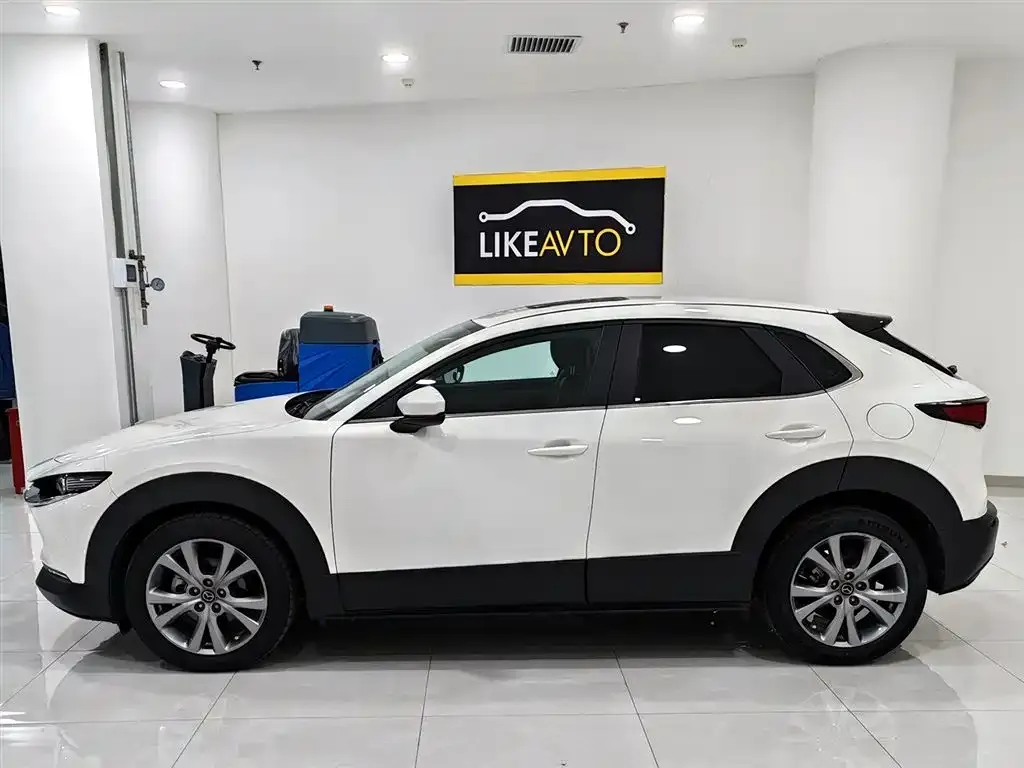 Mazda CX-30 — фото 2