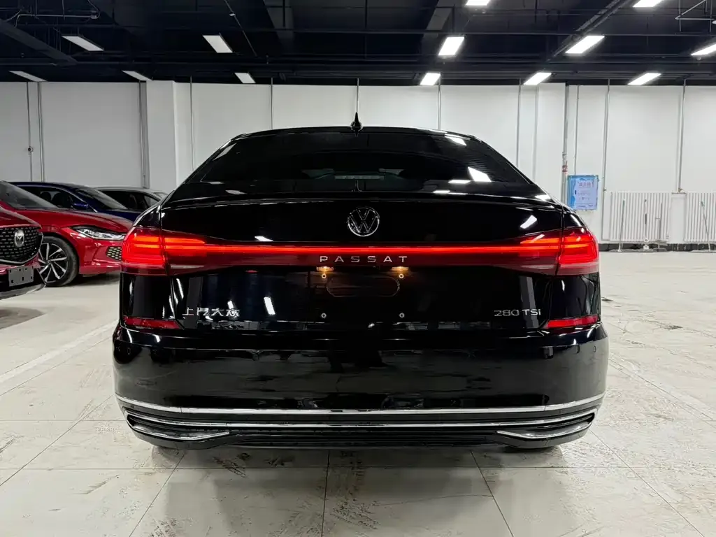 Volkswagen Passat — фото 3