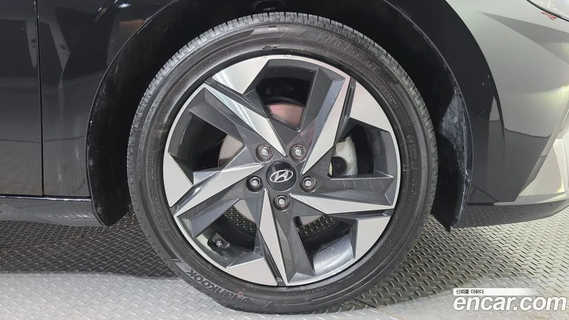 Hyundai AVANTE — фото 6