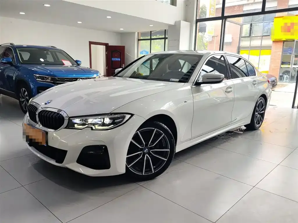 BMW 3 Series — фото 1