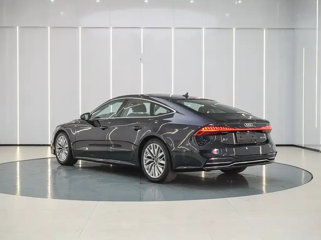 Audi A7 — фото 6