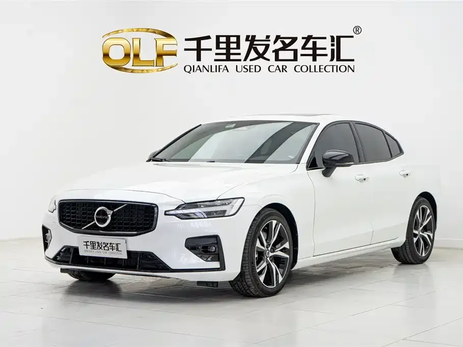Volvo S60 — фото 4