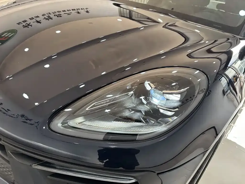Porsche Macan — фото 7