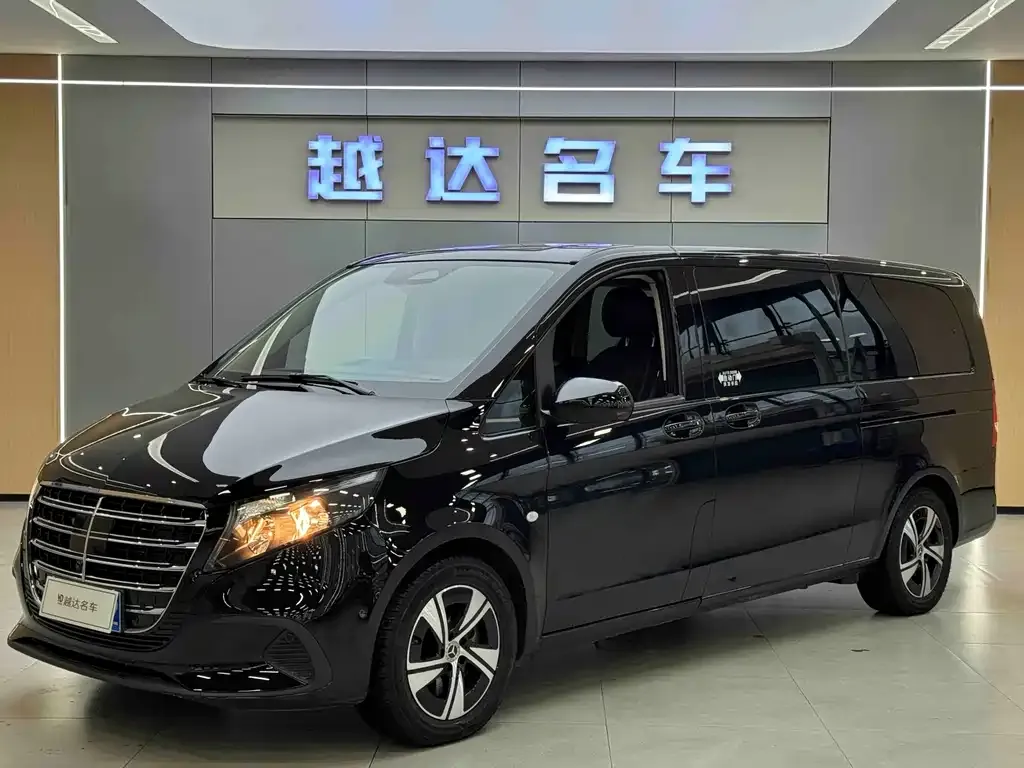 Mercedes-Benz Vito — фото 1
