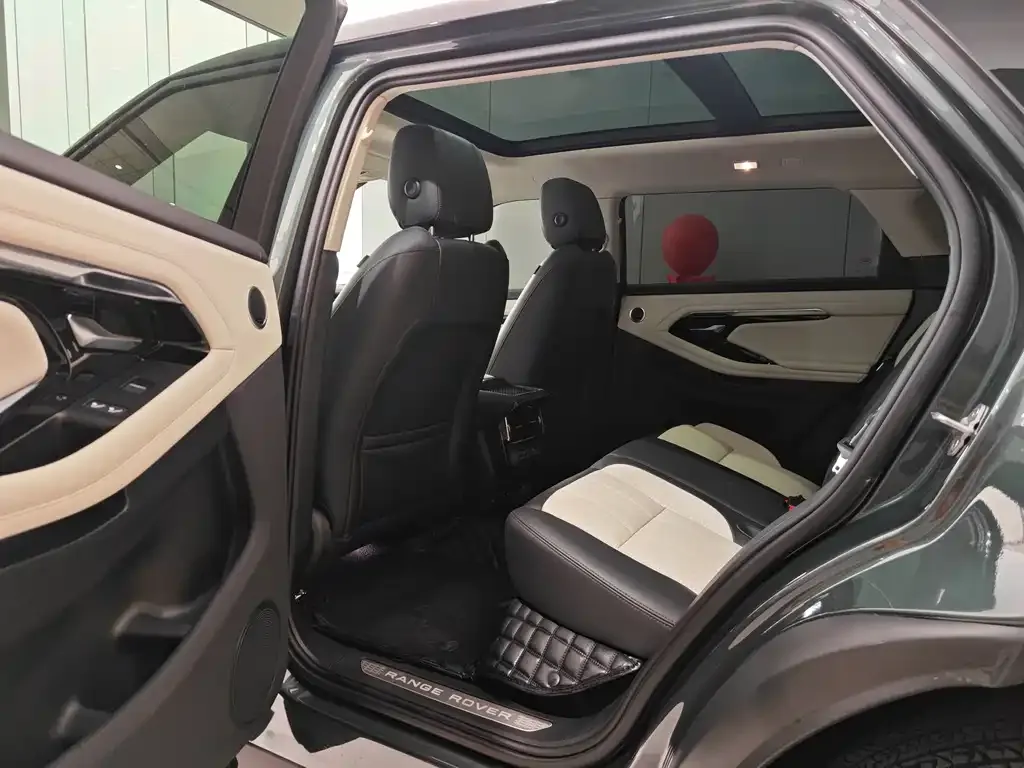 Land Rover Evoque — фото 5