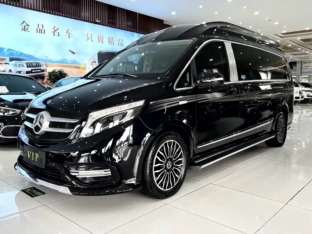 Mercedes-Benz V-Class — фото 6