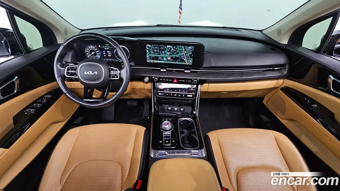 Kia Carnival — фото 10