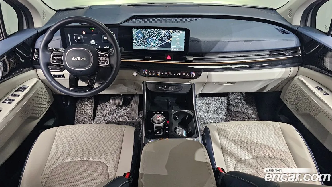 Kia Carnival — фото 10