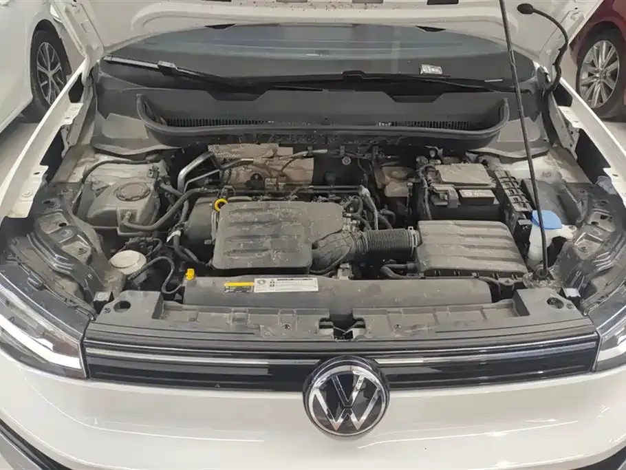 Volkswagen Tharu — фото 4